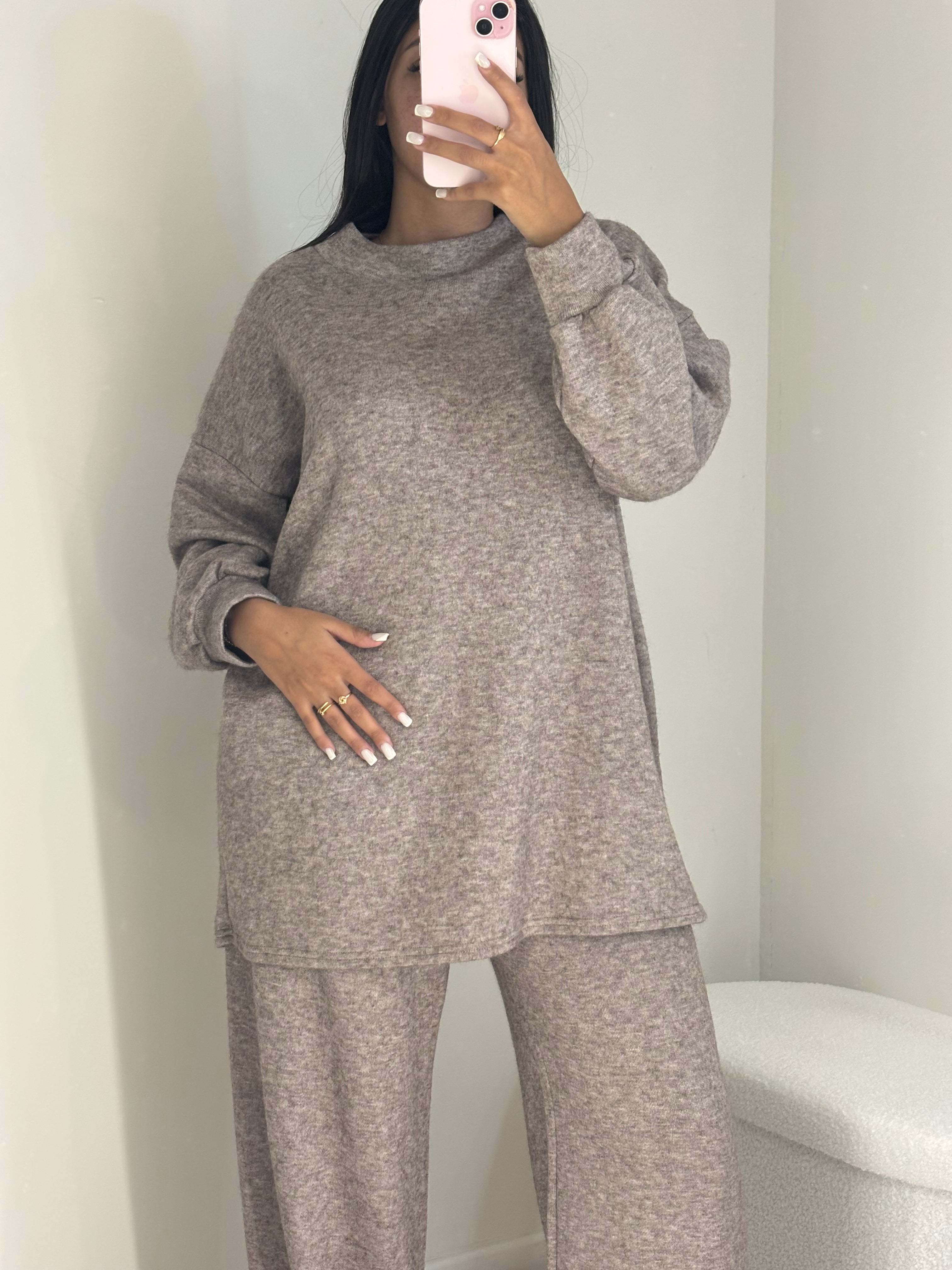 Ensemble taupe chaud