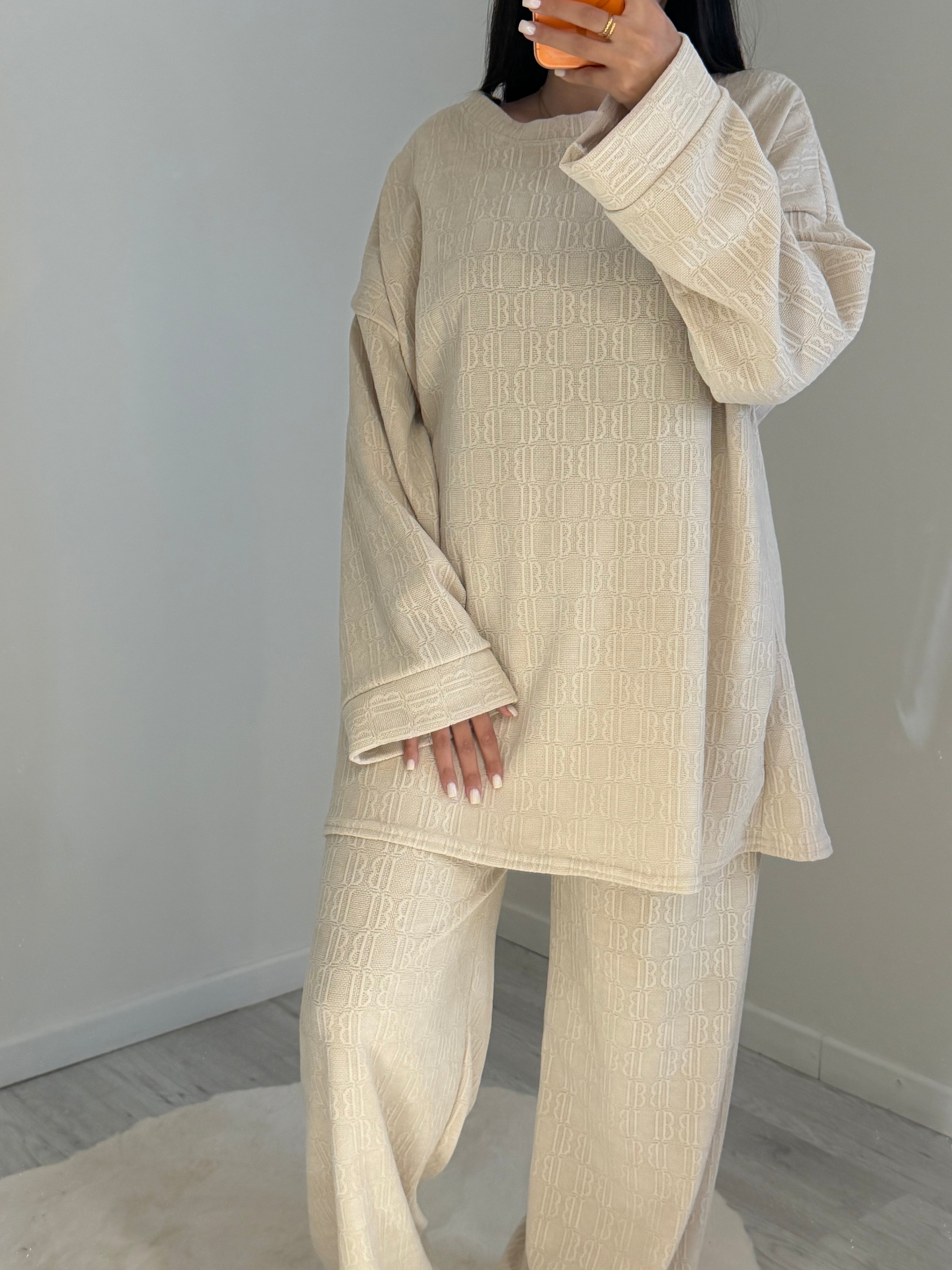 Ensemble beige col rond  logo B