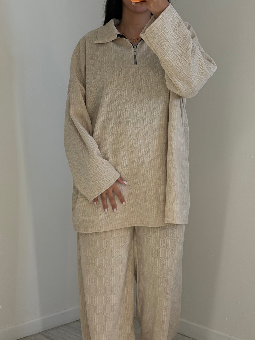 Ensemble Beige col zip  logo B