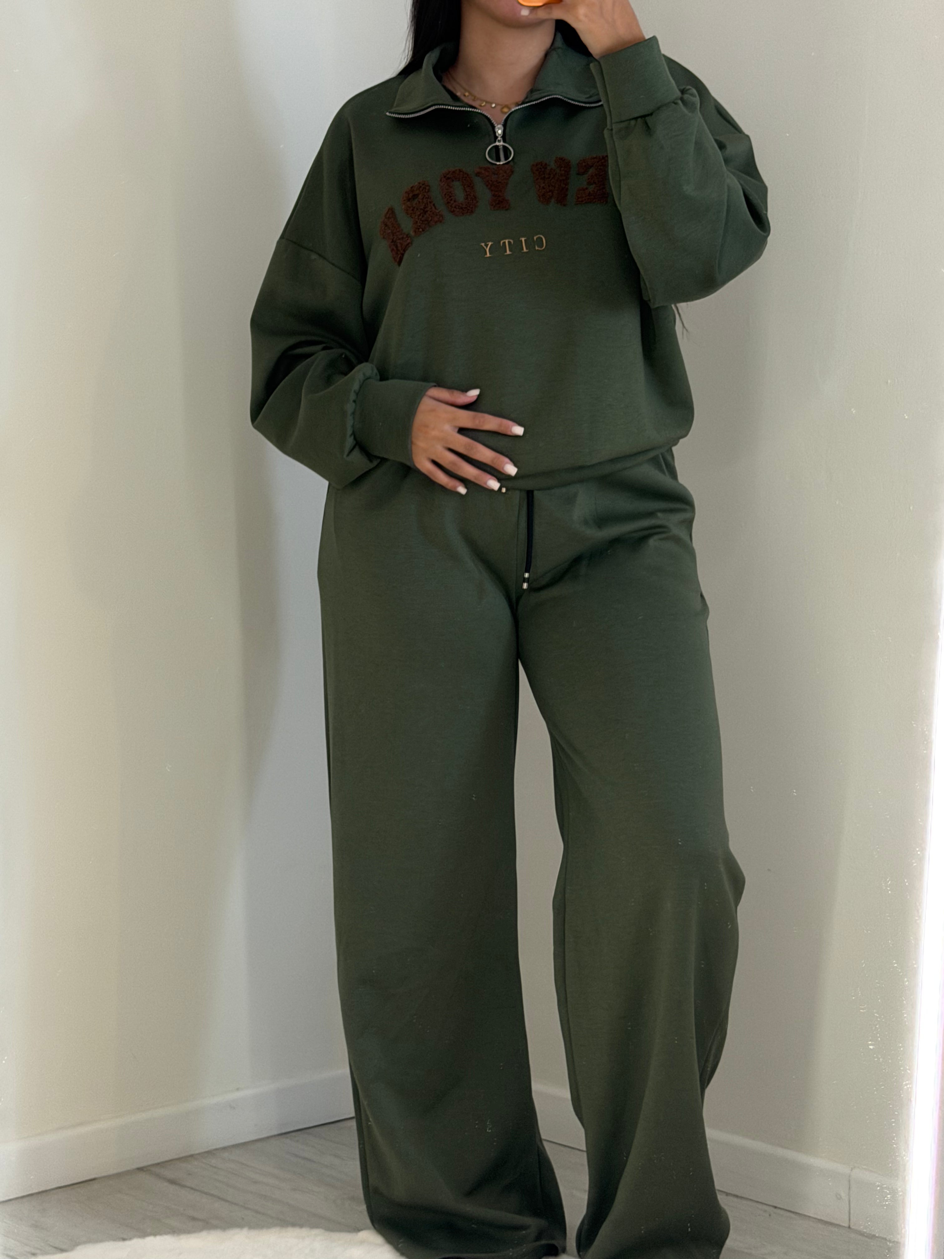 Ensemble col zip New York vert