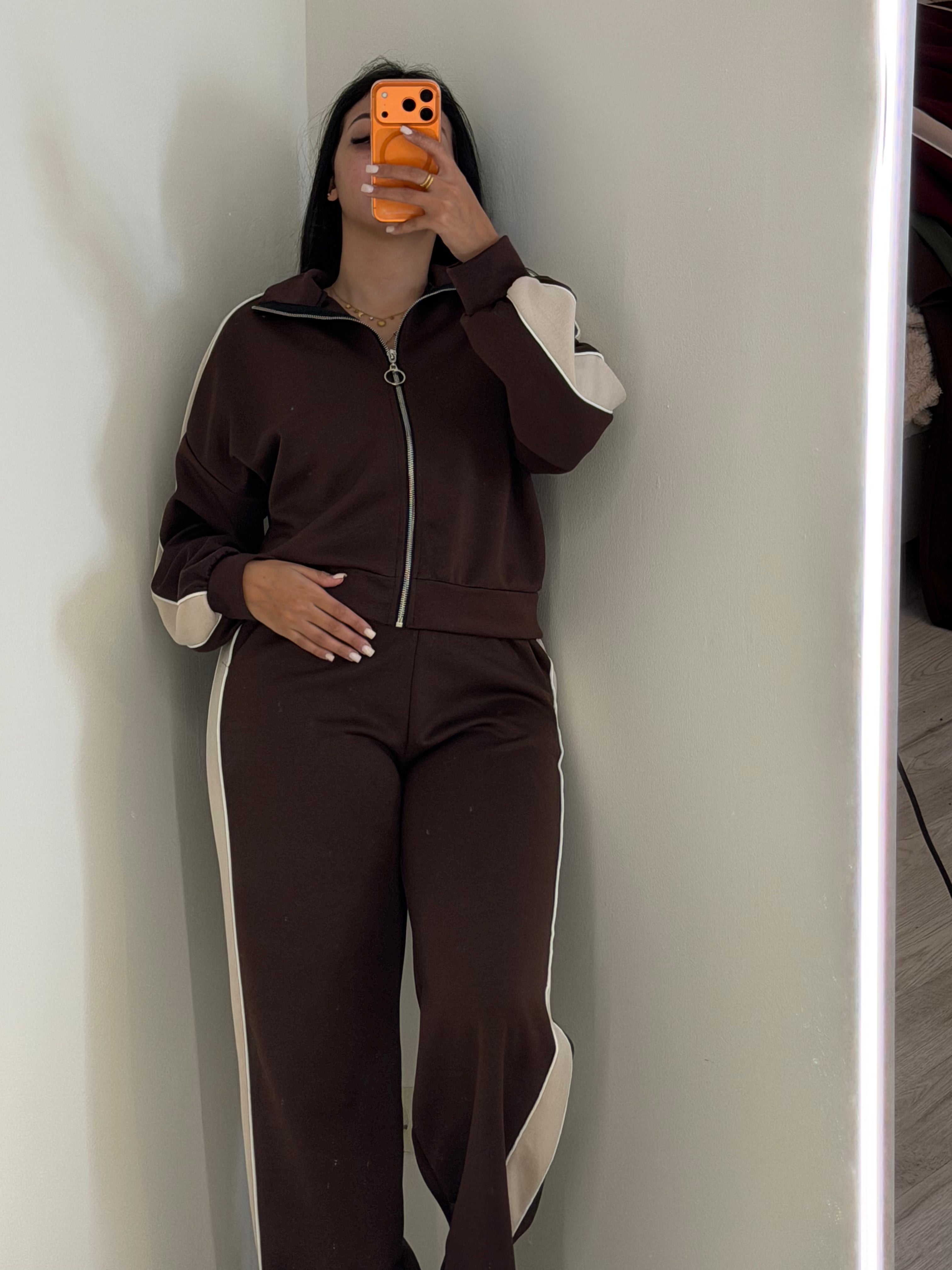 Ensemble marron veste zip bande beige