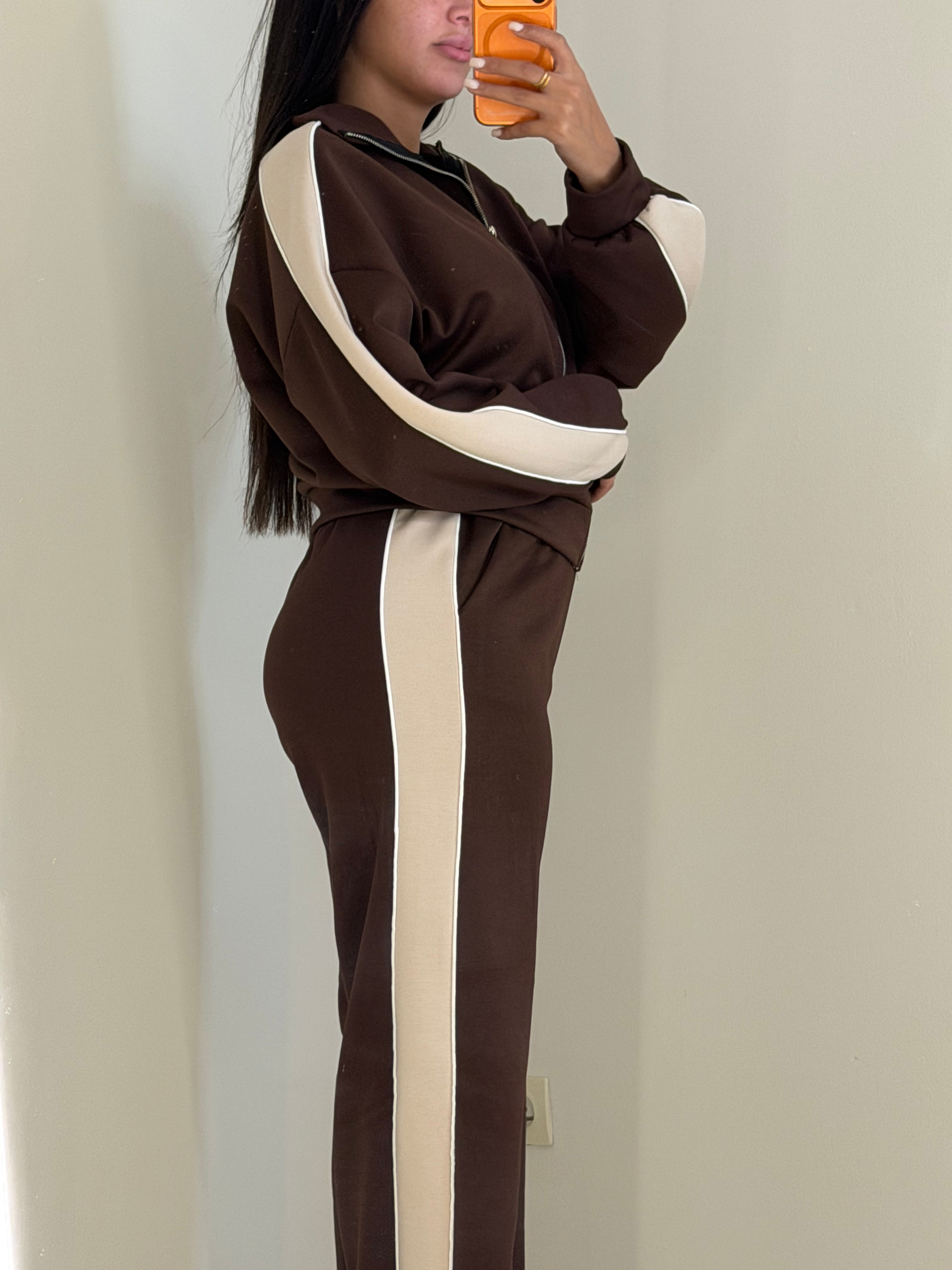 Ensemble marron veste zip bande beige