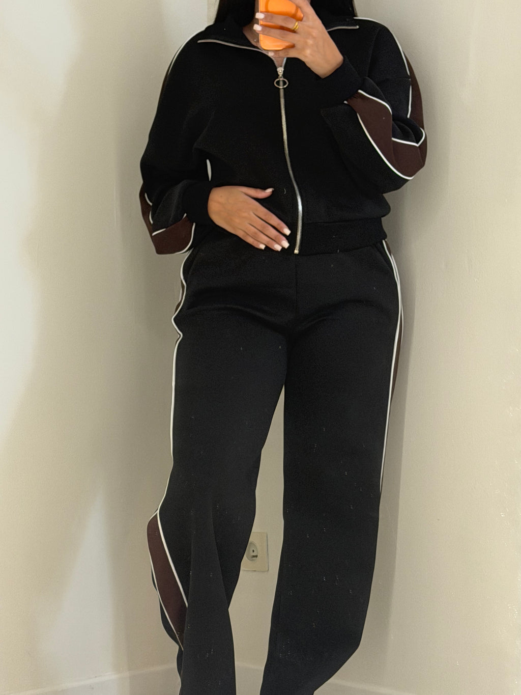 Ensemble noir veste zip bande marron