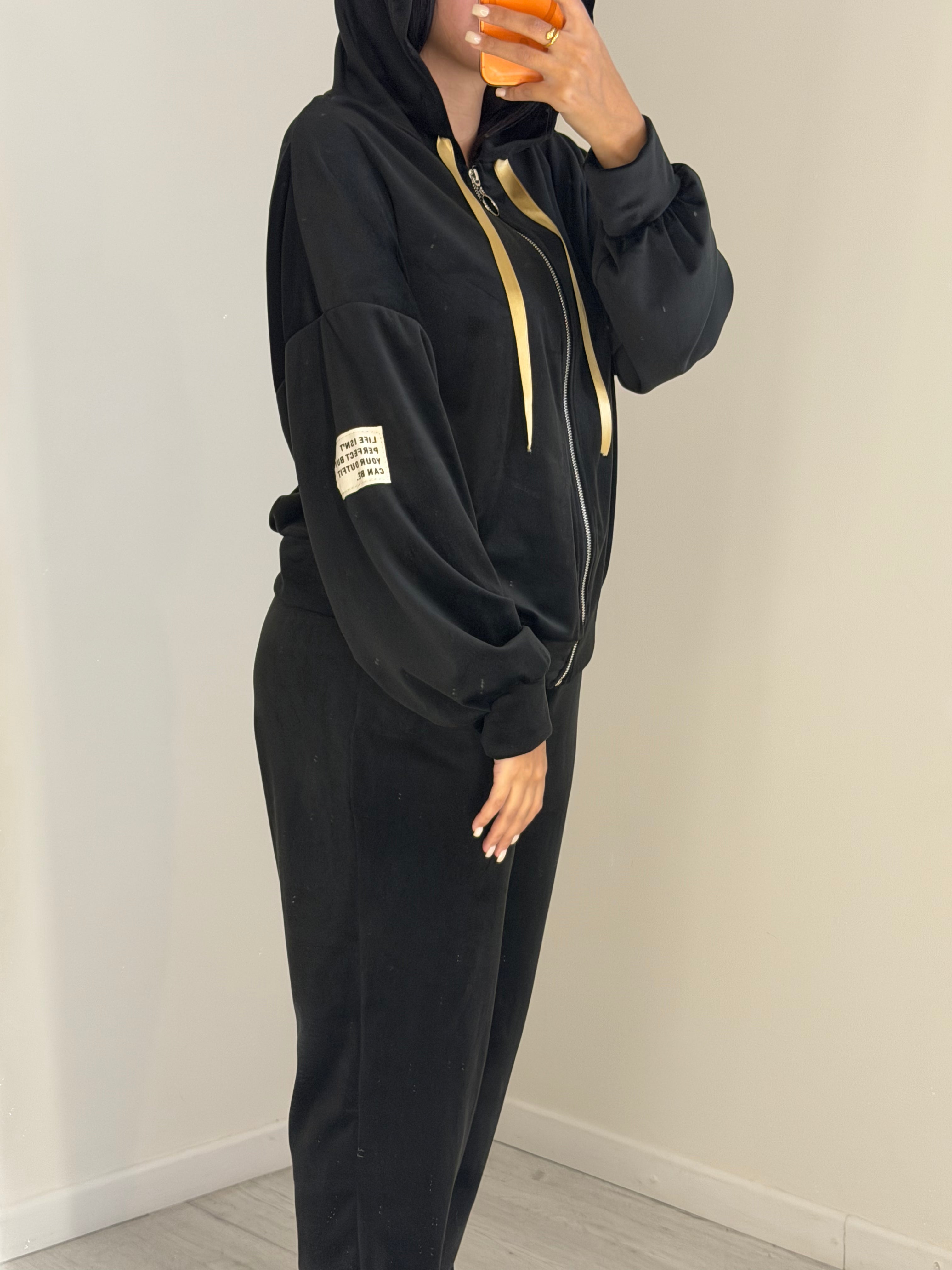 Ensemble noir veste zip avec capuche